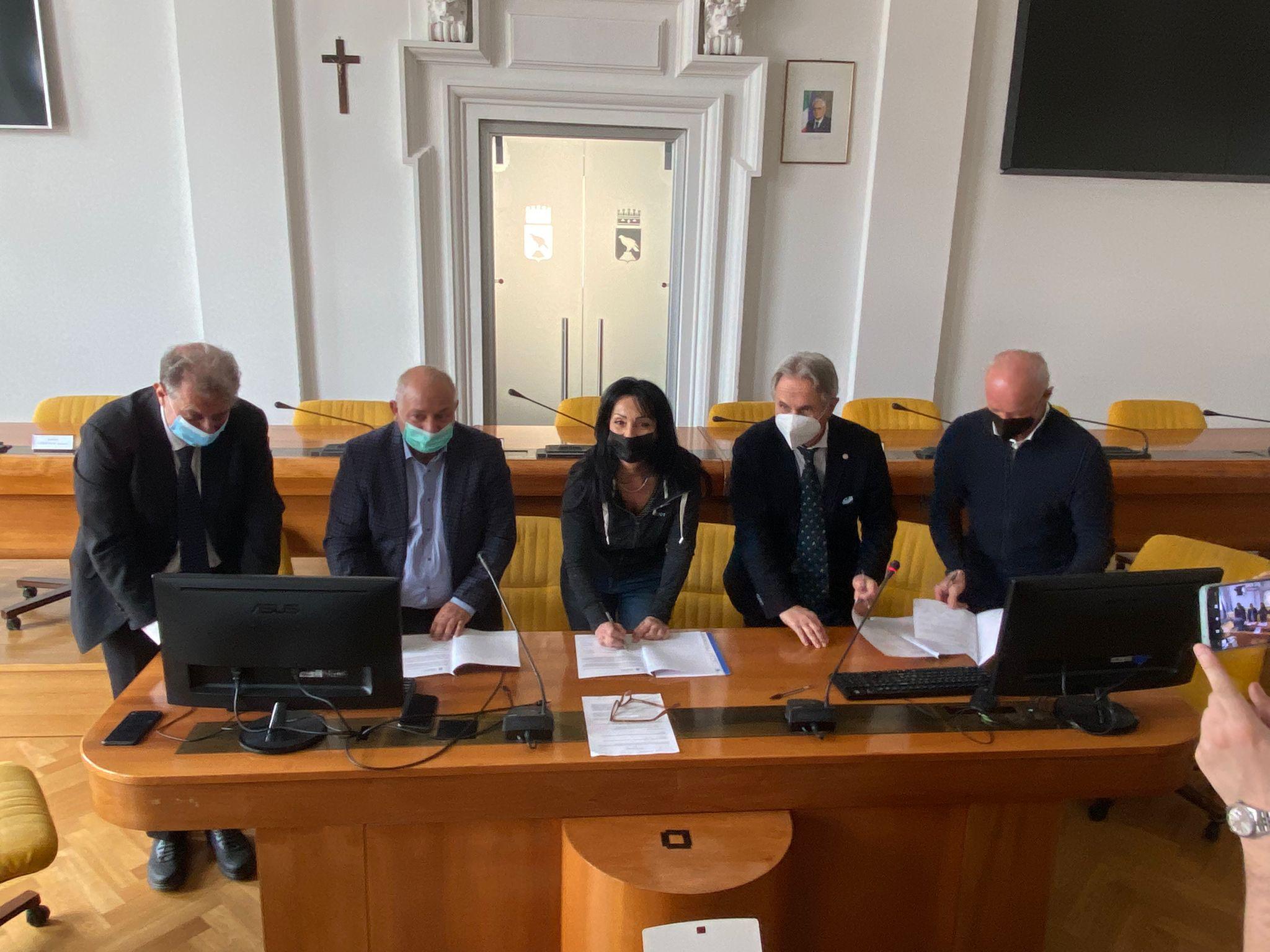 Immagine per Monfalcone, siglato l'accordo per rilanciare l'indotto della marineria 